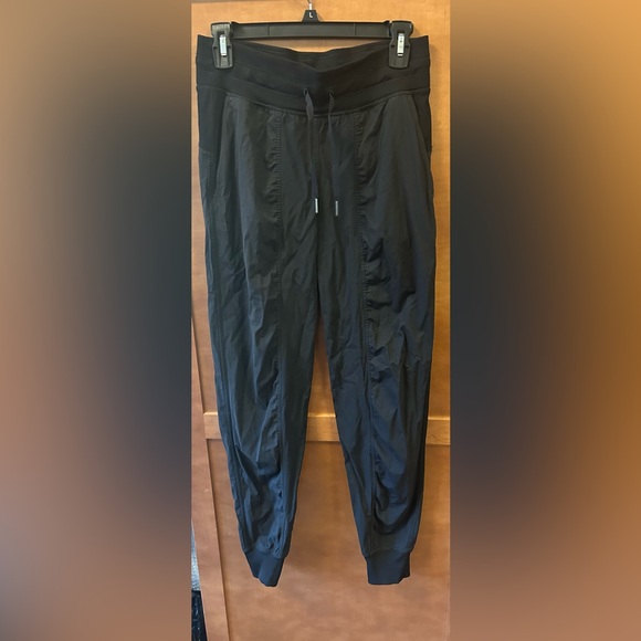 Lululemon dance studio joggers - Picture 1 of 4